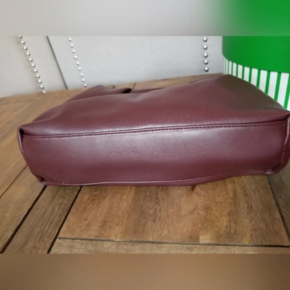 Ann Taylor Soft Frame Clutch Merlot - Picture 13 of 16